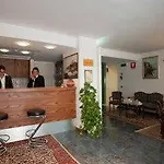 Salus Hotel