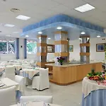 Salus 4*