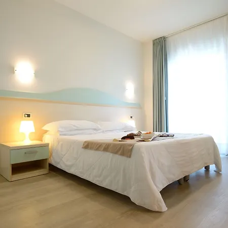 Salus Hotel