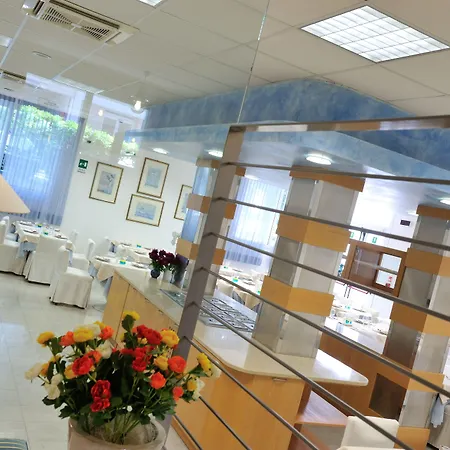 Salus Hotel 4*