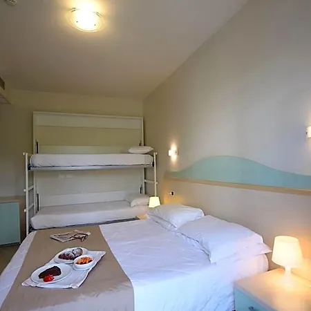 Salus Hotel