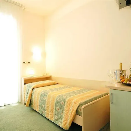 Salus Hotel 4*